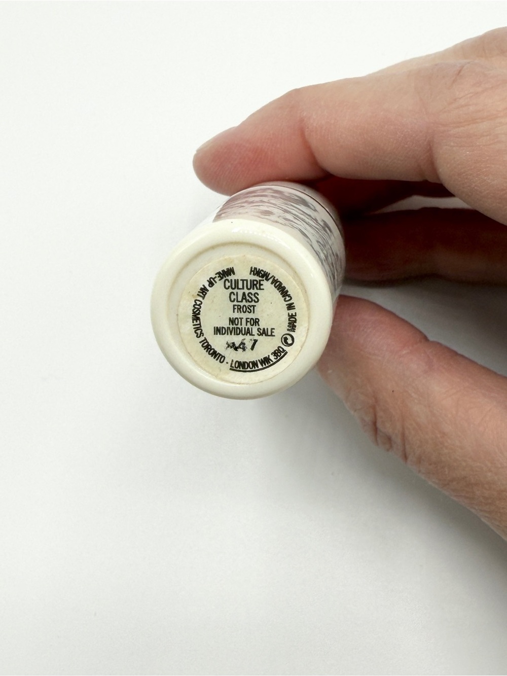 LE Mac Antiquitease Lipsticks - Culture Class & Astro-Chic - Picture 3 of 4